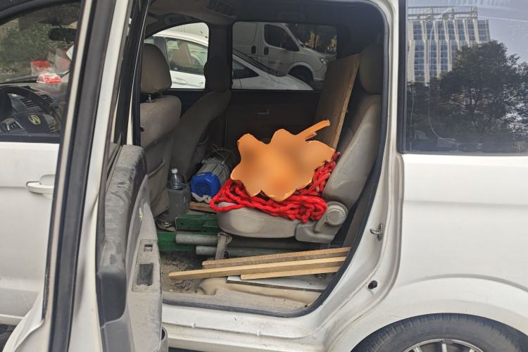Used BAIC Weiwang M20 2014 1.5L practical type BJ415A Left Rear Seat