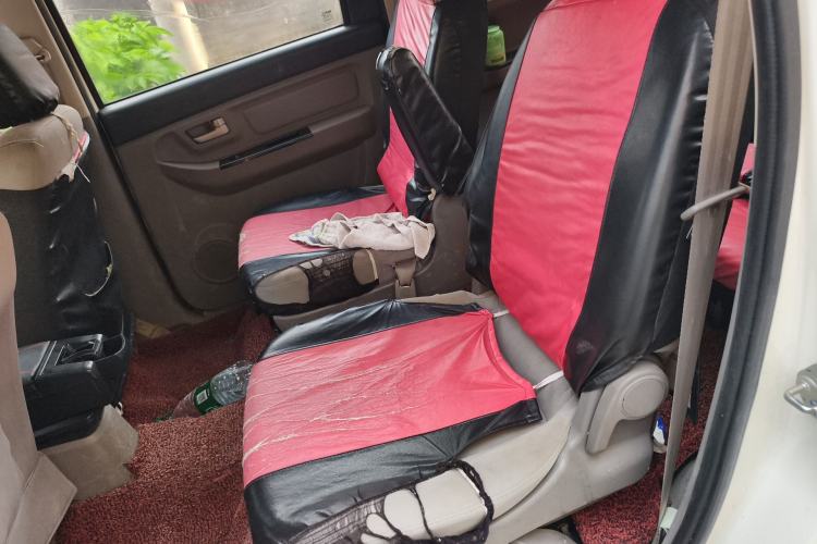 Used BAIC Weiwang M20 2014 1.5L practical type BJ415A Left Rear Seat