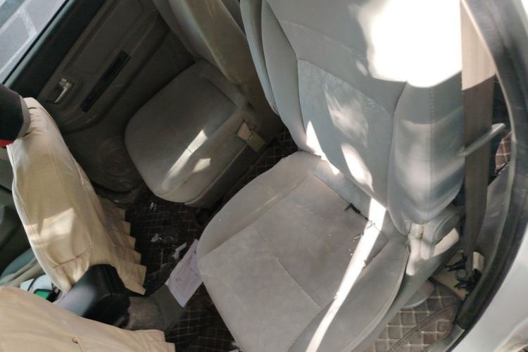 Used BAIC Weiwang M20 2014 1.5L practical type BJ415A Left Rear Seat