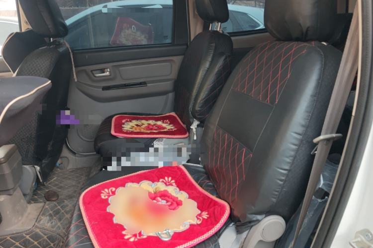 Used BAIC Weiwang M20 2014 1.5L practical type BJ415A Left Rear Seat