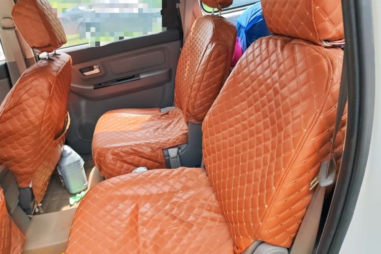 Used BAIC Weiwang M20 2014 1.5L Comfort Version BJ415B Left Rear Seat