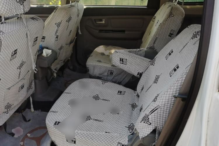 Used BAIC Weiwang M20 2014 1.5L Basic Version BJ415B Left Rear Seat