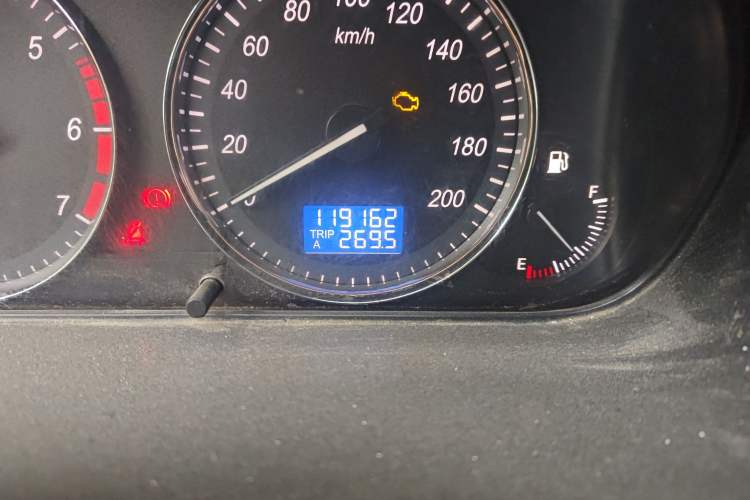 Used BAIC Weiwang M20 2014 1.5L practical type BJ415A Odometer Close Up