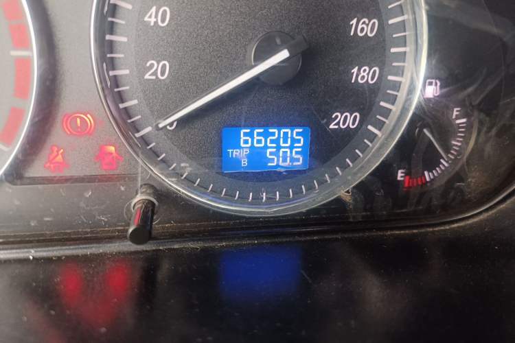 Used BAIC Weiwang M20 2014 1.5L Comfort Version BJ415B Odometer Close Up