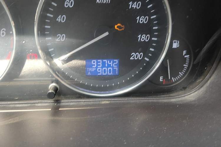 Used BAIC Weiwang M20 2014 1.5L Comfort version DAM15DL Odometer Close Up