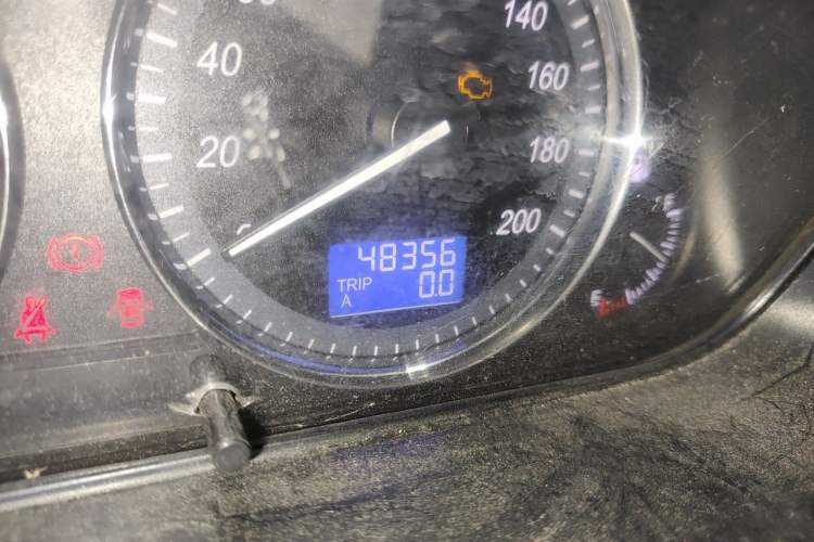 Used BAIC Weiwang M20 2014 1.5L practical type BJ415A Odometer Close Up