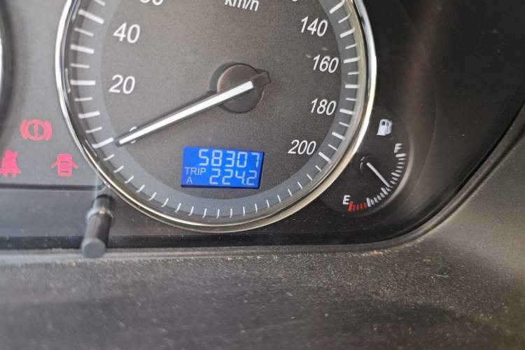 Used BAIC Weiwang M20 2014 1.5L Basic Version DAM15DL Odometer Close Up