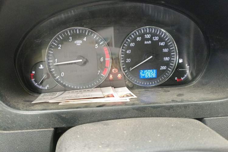 Used BAIC Weiwang M20 2014 1.5L practical type BJ415A Odometer Close Up