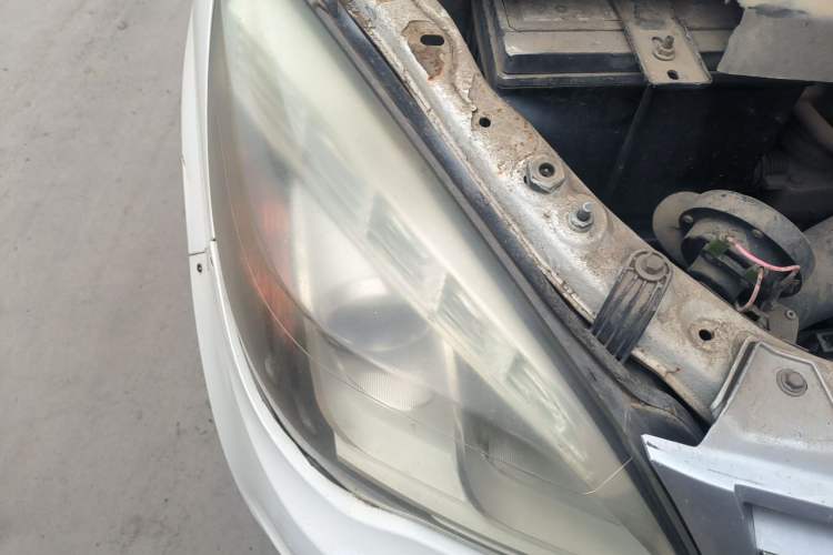 Used BAIC Weiwang M20  Right Front Headlight