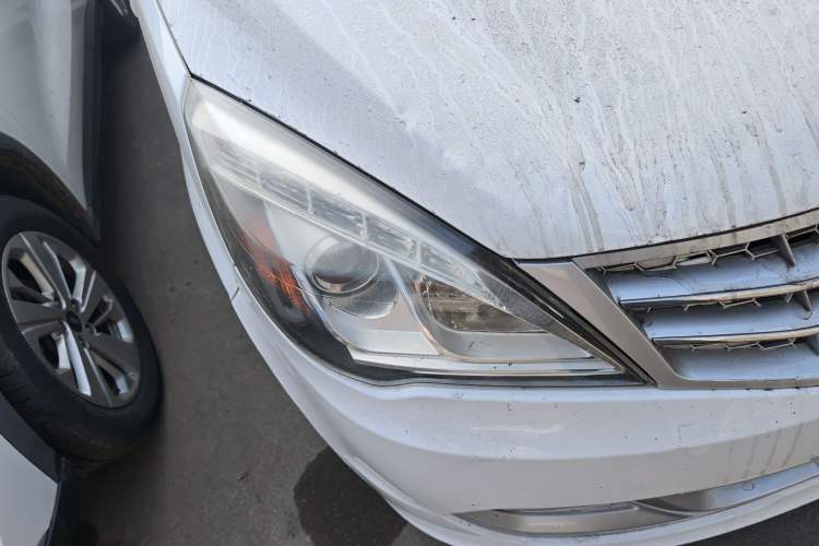 Used BAIC Weiwang M20 2014 1.5L practical type BJ415A Right Front Headlight