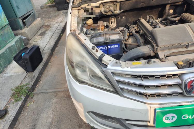 Used BAIC Weiwang M20 2014 1.5L Comfort Version BJ415B Right Front Headlight