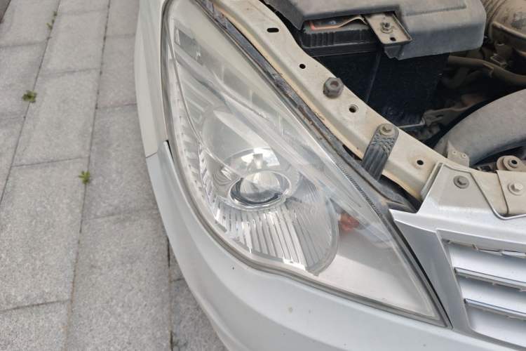 Used BAIC Weiwang M20 2014 1.5L Standard DAM15DL Right Front Headlight