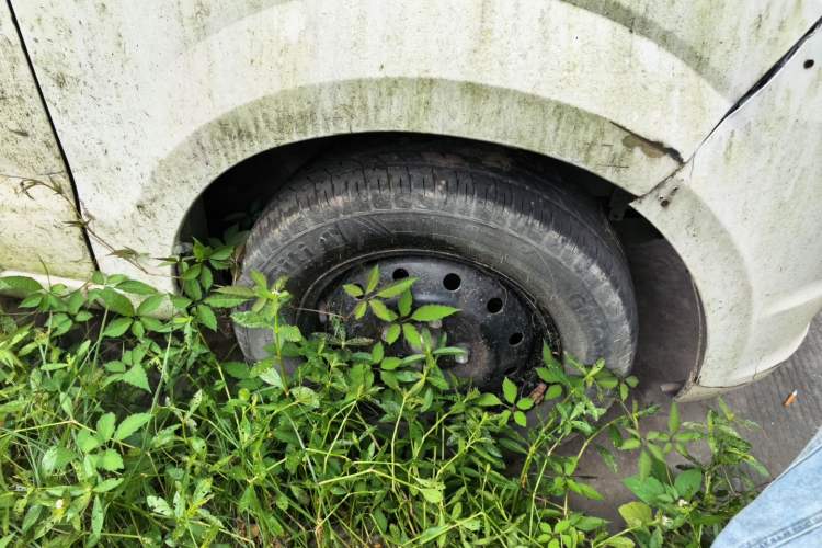 Used BAIC Weiwang M20 2014 1.5L Basic Version BJ415B Right Front Wheel Hub