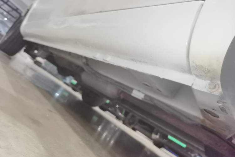 Used BAIC Weiwang M20 2014 1.5L practical type BJ415A Right Side Sill
