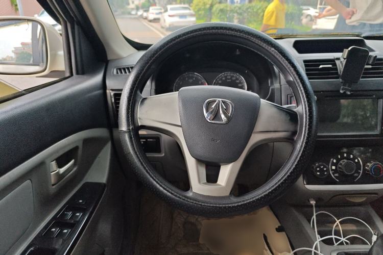 Used BAIC Weiwang M20 2014 1.5L Standard DAM15DL Steering Wheel