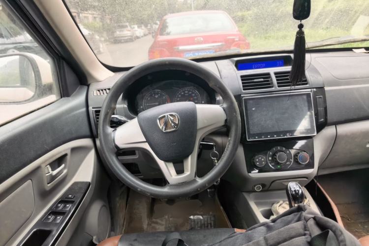 Used BAIC Weiwang M20 2014 1.5L Basic Version BJ415B Steering Wheel