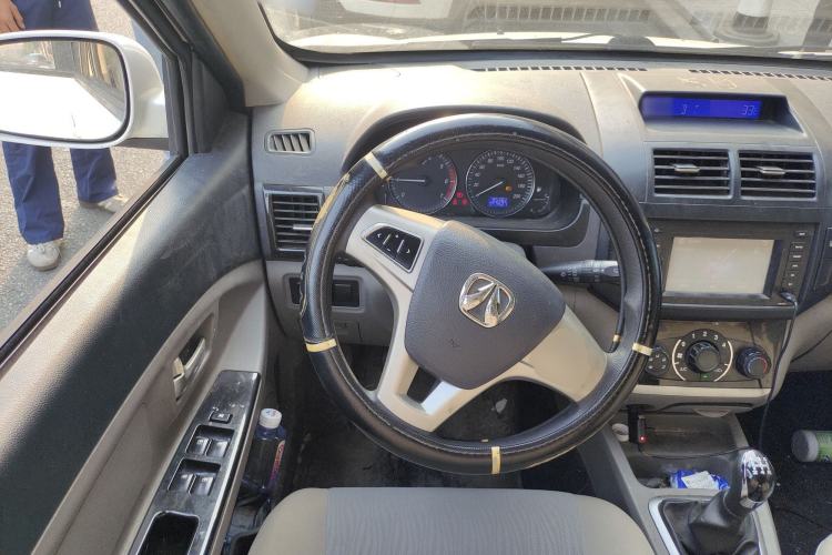 Used BAIC Weiwang M20 2014 1.5L Comfort Version BJ415B Steering Wheel