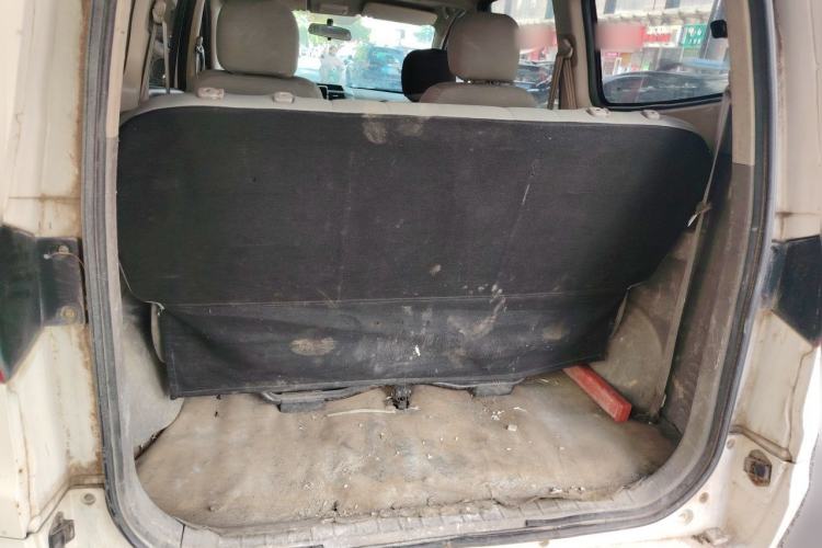 Used BAIC Weiwang M20 2014 1.5L practical type BJ415A Trunk