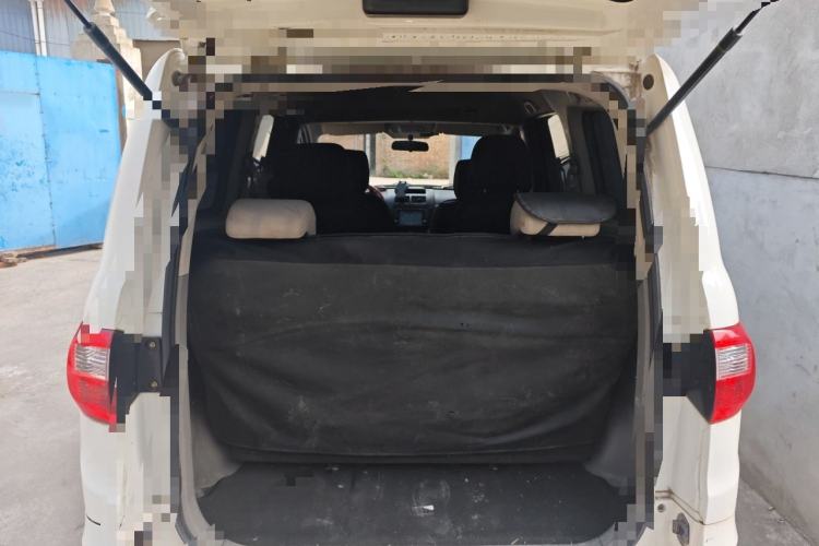 Used BAIC Weiwang M20 2014 1.5L Basic Version BJ415B Trunk