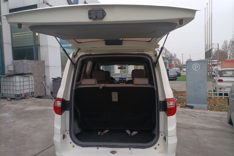 Used BAIC Weiwang M20 2014 1.5L Basic Version DAM15DL Trunk