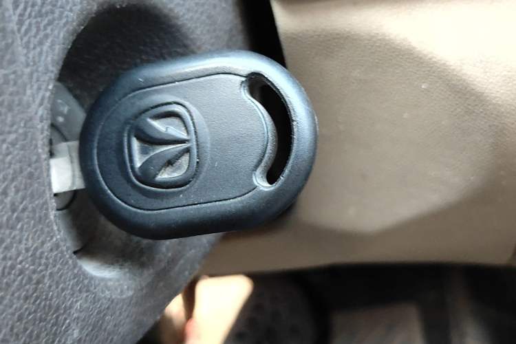 Used BAIC Weiwang M20 2014 1.5L Comfort version DAM15DL Vehicle Key