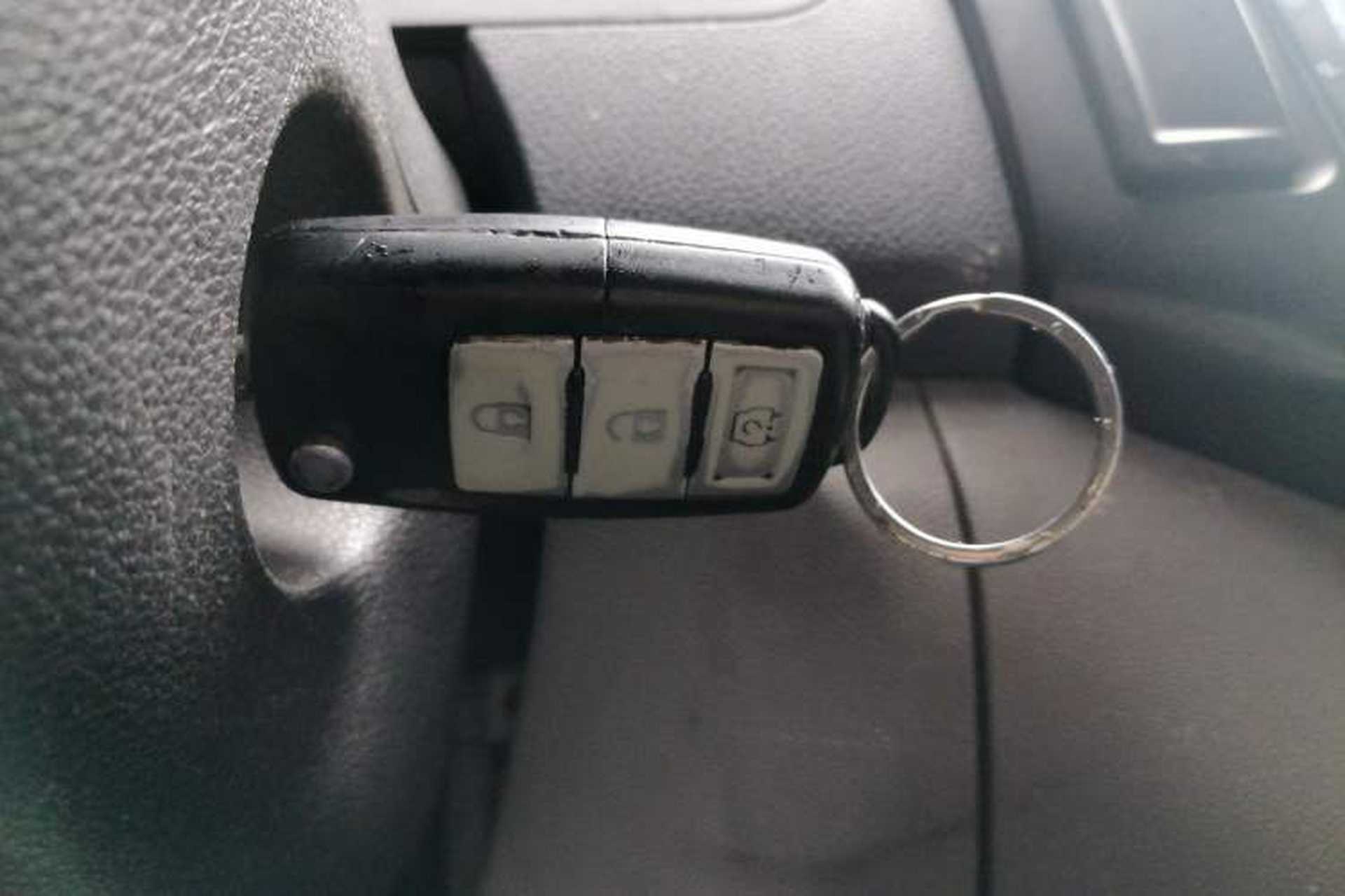 Used BAIC Weiwang M20 2014 1.5L Basic Version DAM15DL Vehicle Key