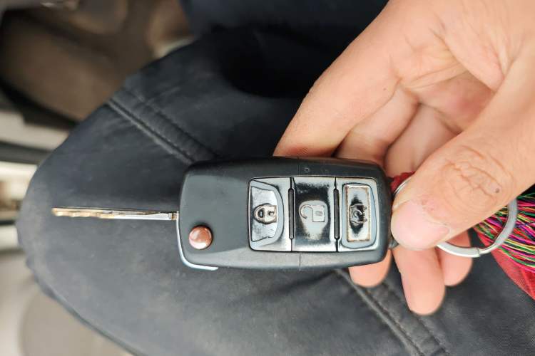 Used BAIC Weiwang M20 2014 1.5L practical type BJ415A Vehicle Key