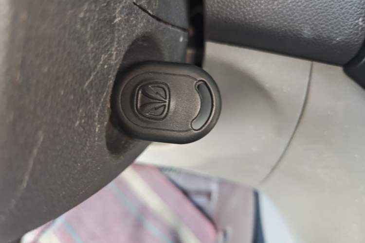 Used BAIC Weiwang M20 2014 1.5L Basic Version DAM15DL Vehicle Key