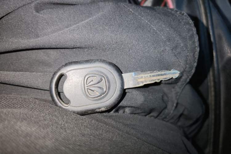 Used BAIC Weiwang M20 2014 1.5L practical type BJ415A Vehicle Key