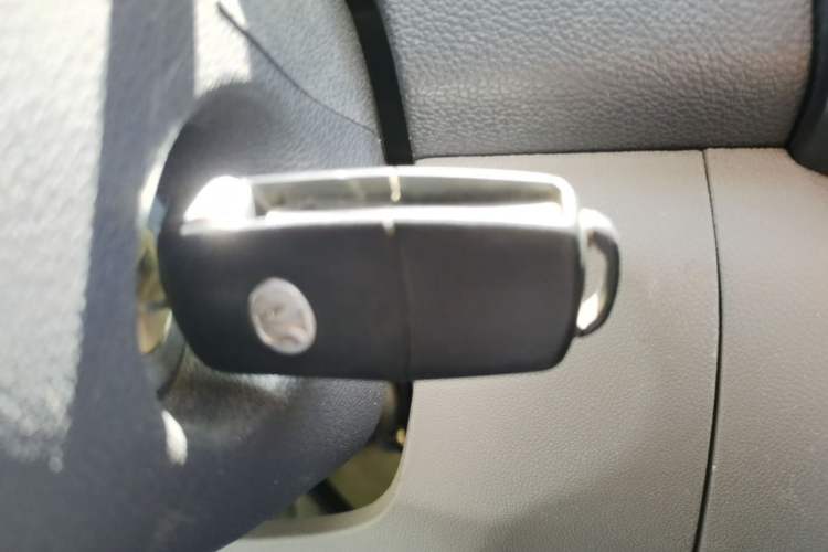 Used BAIC Weiwang M20 2014 1.5L Basic Version BJ415B Vehicle Key