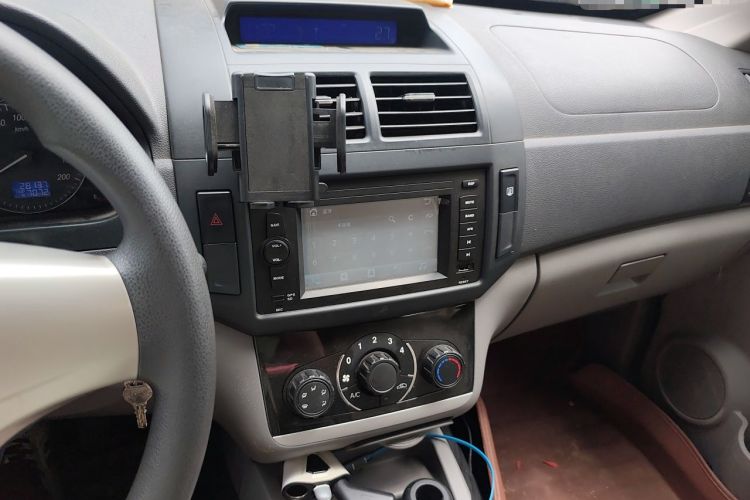 Used BAIC Weiwang M20 2014 1.5L Comfort Version BJ415B Audio And AC Panel