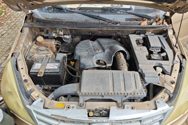 Used BAIC Weiwang M20 2014 1.5L Comfort Version BJ415B Engine Bay