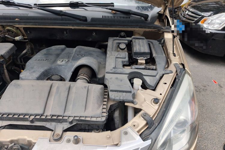 Used BAIC Weiwang M20 2014 1.5L Comfort Version BJ415B Engine Bay Left