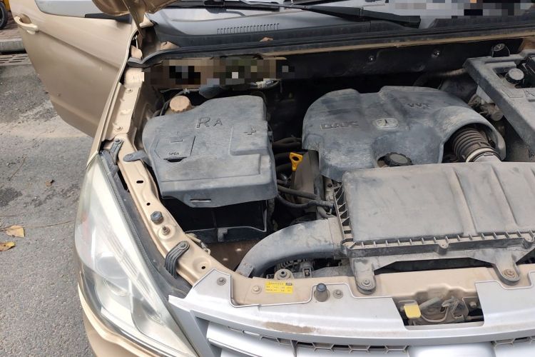 Used BAIC Weiwang M20 2014 1.5L Comfort Version BJ415B Engine Bay Right