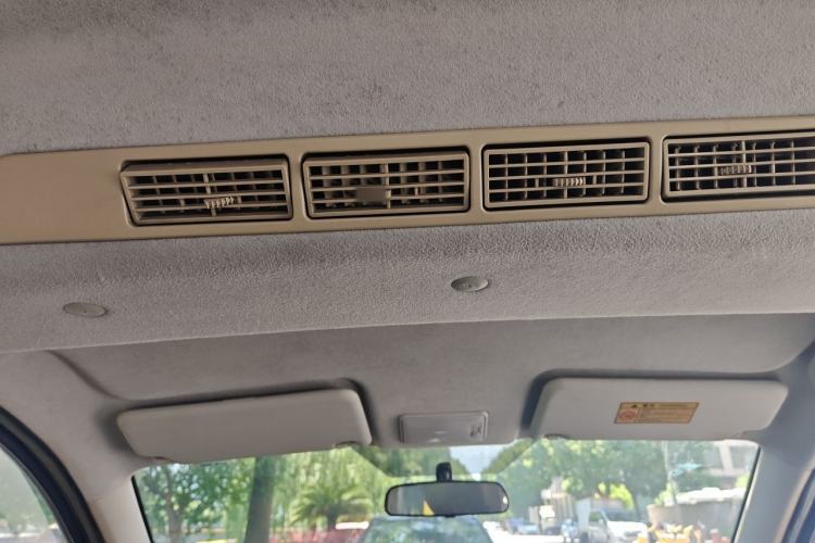 Used BAIC Weiwang M20 2014 1.5L Ultra-Luxury BJ415B Headliner