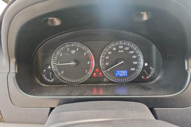 Used BAIC Weiwang M20 2014 1.5L Ultra-Luxury BJ415B Instrument Cluster