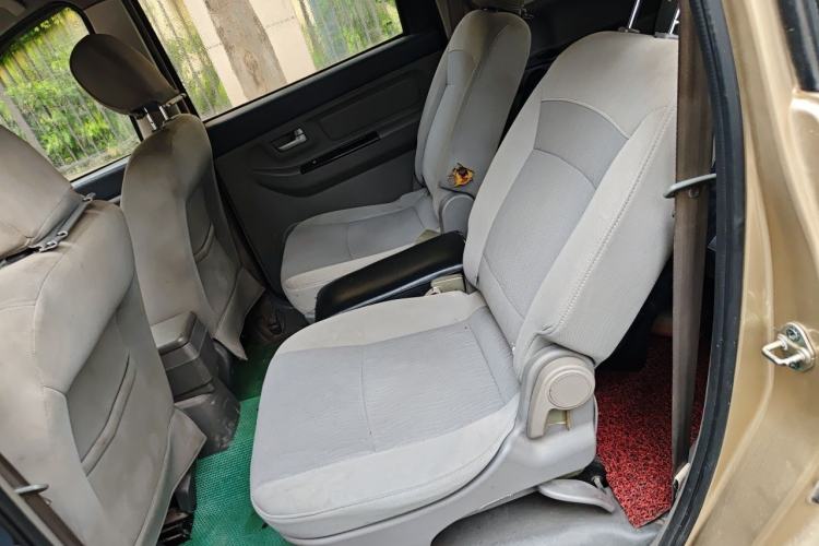 Used BAIC Weiwang M20 2014 1.5L practical type BJ415A Left Rear Seat