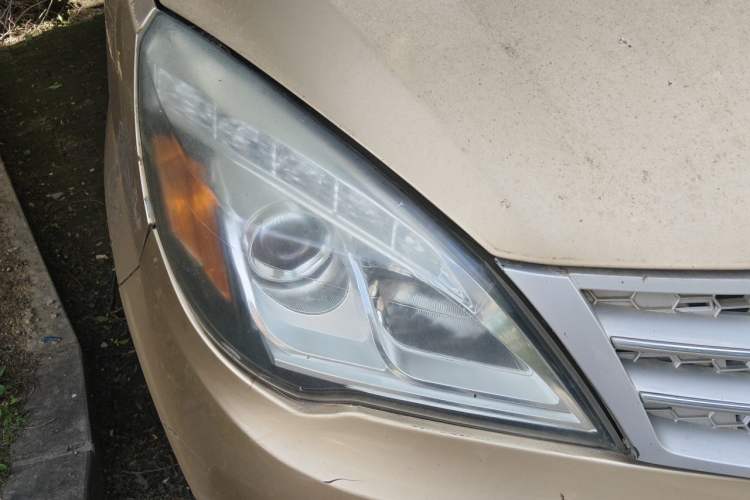 Used BAIC Weiwang M20 2014 1.5L Comfort Version BJ415B Right Front Headlight