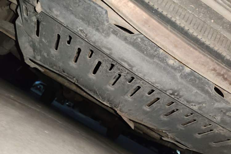 Used BAIC Weiwang M20 2015 1.2L economy version A122 Chassis Front