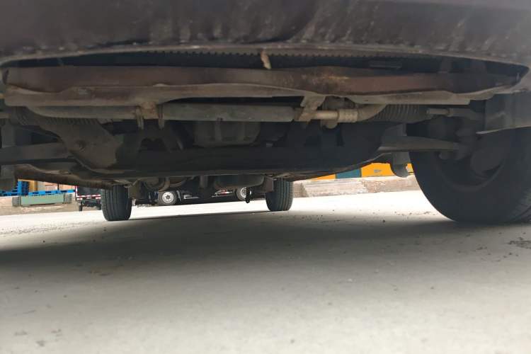 Used BAIC Weiwang M20 2015 1.2L economy version A122 Chassis Front