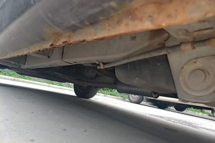 Used BAIC Weiwang M20 2015 1.2L economy version A122 Chassis Rear Left