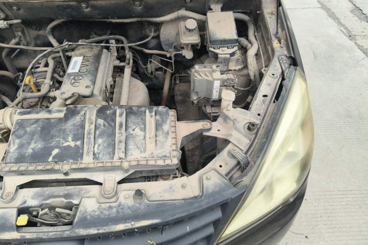Used BAIC Weiwang M20 2015 1.2L economy version A122 Engine Bay Left