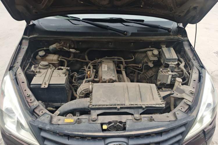 Used BAIC Weiwang M20 2015 1.2L economy version A122 Engine Bay