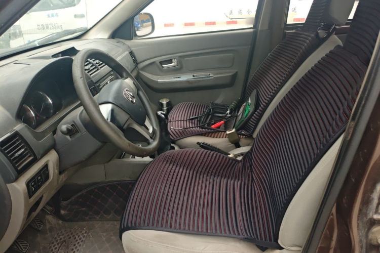 Used BAIC Weiwang M20 2015 1.2L economy version A122 Left Front Seat
