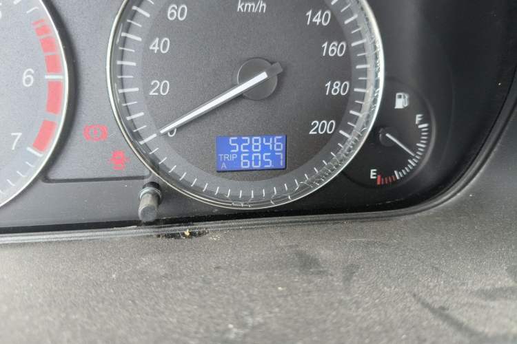 Used BAIC Weiwang M20 2015 1.2L economy version A122 Odometer Close Up