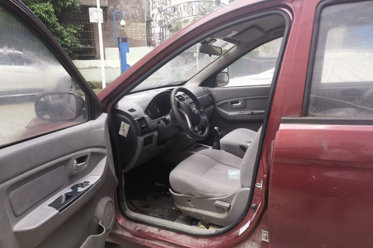 Used BAIC Weiwang M20 2015 1.2L economy version A122 Driver Seat