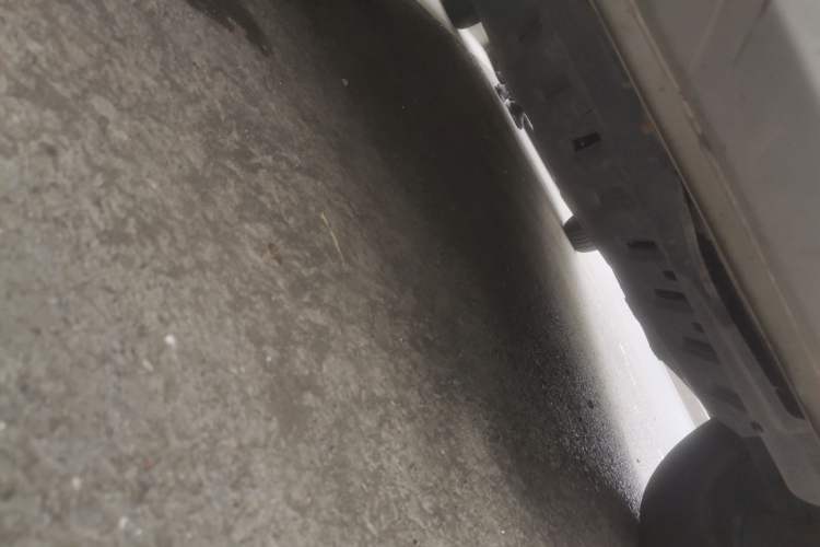 Used BAIC Weiwang M20 2015 1.2L economy version A122 Chassis Front