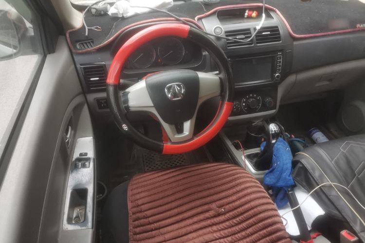 Used BAIC Weiwang M20 2015 1.2L economy version A122 Steering Wheel