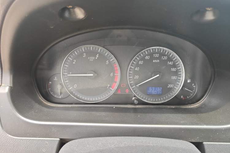 Used BAIC Weiwang M20 2015 1.2L economy version A122 Instrument Cluster