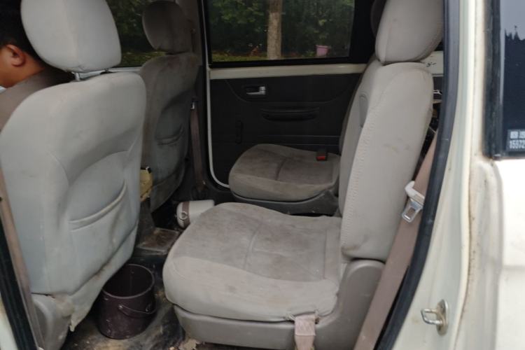 Used BAIC Weiwang M20 2015 1.2L economy version A122 Left Rear Seat